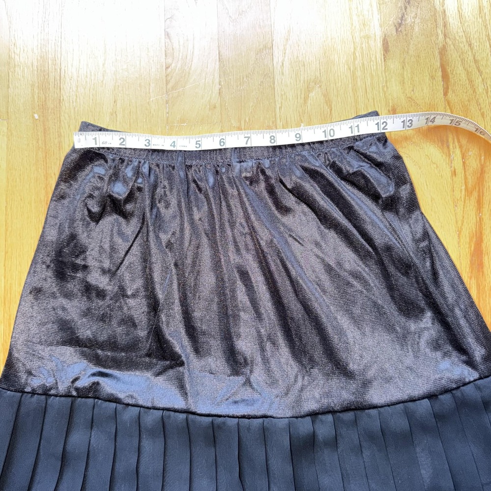 Vintage Black Pleated Slip Skirt S Elastic Waist USA Made Lingerie 80s 90s sheer - Picture 6 of 7